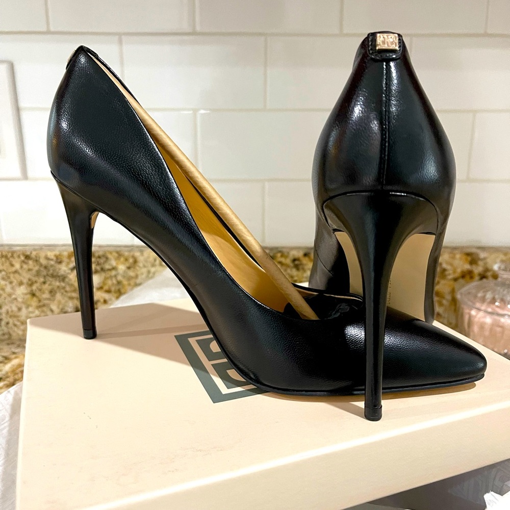 Ivanka Trump Size 8 Black Leather Kayden 4 Pumps